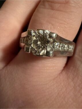 Classic Solitaire Diamond Ring in 14k gold